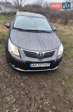 Универсал Toyota Avensis 2010 в Конотопе