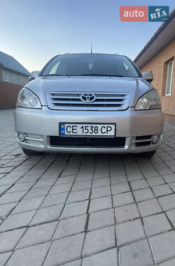 Универсал Toyota Avensis 2001 в Черновцах