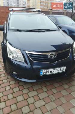 Універсал Toyota Avensis 2010 в Житомирі