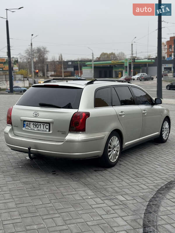 Универсал Toyota Avensis 2003 в Днепре