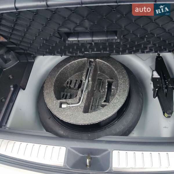 Универсал Toyota Avensis 2005 в Хмельницком