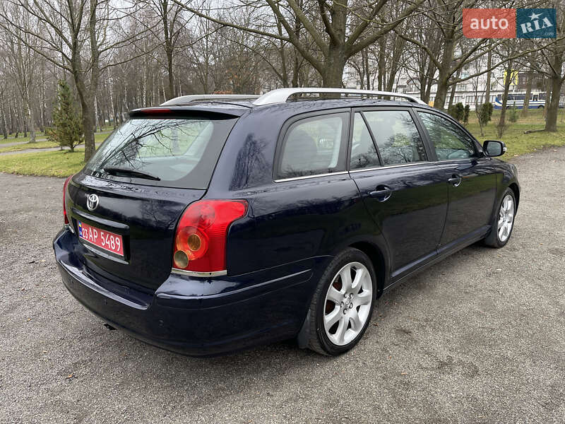 Универсал Toyota Avensis 2006 в Хмельницком