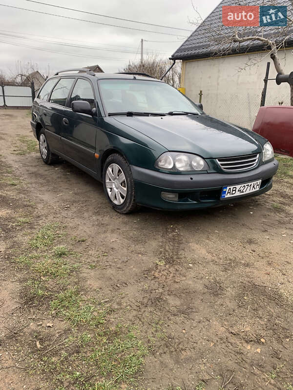 Универсал Toyota Avensis 1999 в Гнивани фото 2 Универсал Toyota Avensis 1999 в Гнивани