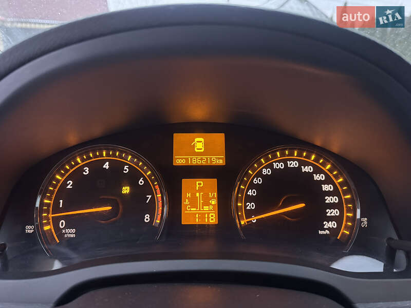 Универсал Toyota Avensis 2010 в Луцке фото 15 Универсал Toyota Avensis 2010 в Луцке