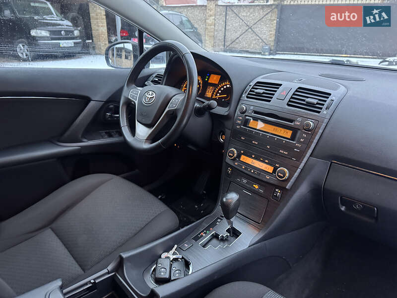 Универсал Toyota Avensis 2010 в Луцке фото 25 Универсал Toyota Avensis 2010 в Луцке