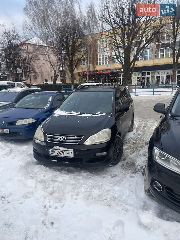 Универсал Toyota Avensis 2003 в Костополе фото 12 Универсал Toyota Avensis 2003 в Костополе