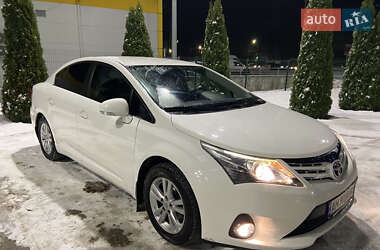 Седан Toyota Avensis 2012 в Житомире