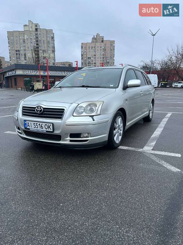 Toyota Avensis 2004