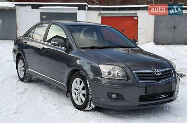 Седан Toyota Avensis 2008 в Дніпрі