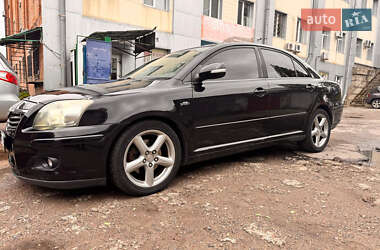 Седан Toyota Avensis 2008 в Чернігові