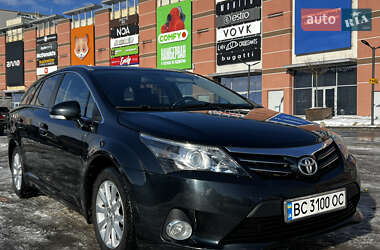 Универсал Toyota Avensis 2013 в Львове