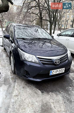 Універсал Toyota Avensis 2012 в Дніпрі