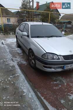 Седан Toyota Avensis 1998 в Одессе