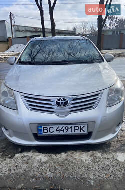 Универсал Toyota Avensis 2010 в Львове