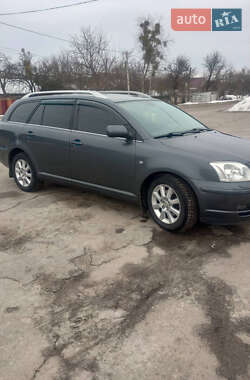 Універсал Toyota Avensis 2005 в Малині