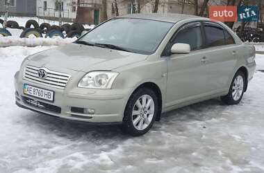 Седан Toyota Avensis 2004 в Кременчуці