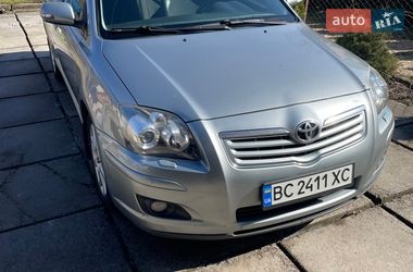 Седан Toyota Avensis 2008 в Мостиській