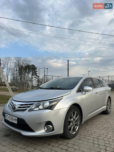Toyota Avensis 2011