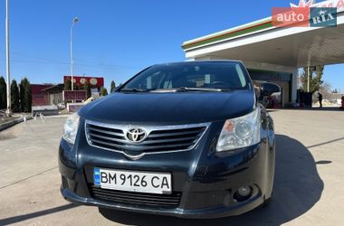Седан Toyota Avensis 2011 в Сумах