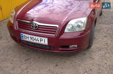Седан Toyota Avensis 2003 в Захарівці