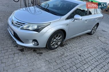 Універсал Toyota Avensis 2012 в Києві