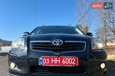 Універсал Toyota Avensis 2008 в Луцьку