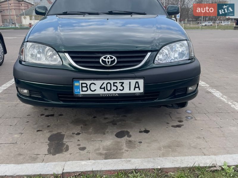 Toyota Avensis 2000