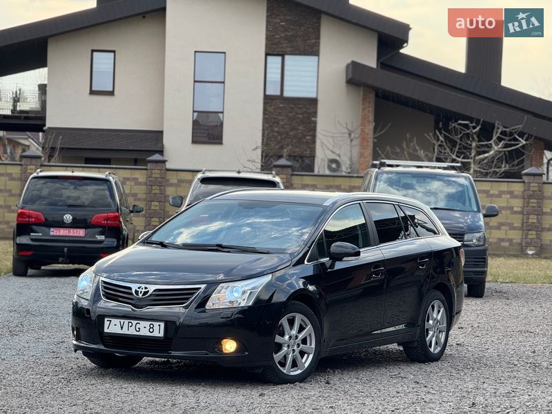 Toyota Avensis 2010