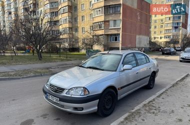 Седан Toyota Avensis 2002 в Полтаві