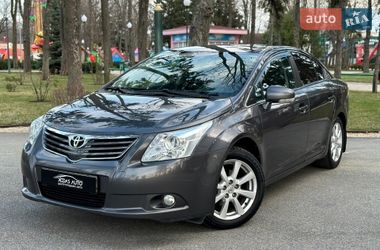 Седан Toyota Avensis 2011 в Харькове