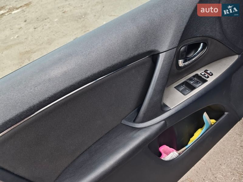 Универсал Toyota Avensis 2011 в Киеве