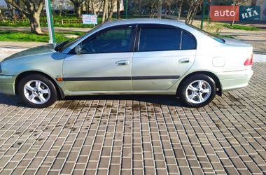 Седан Toyota Avensis 1999 в Одесі