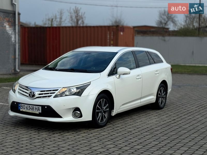 Toyota Avensis 2013