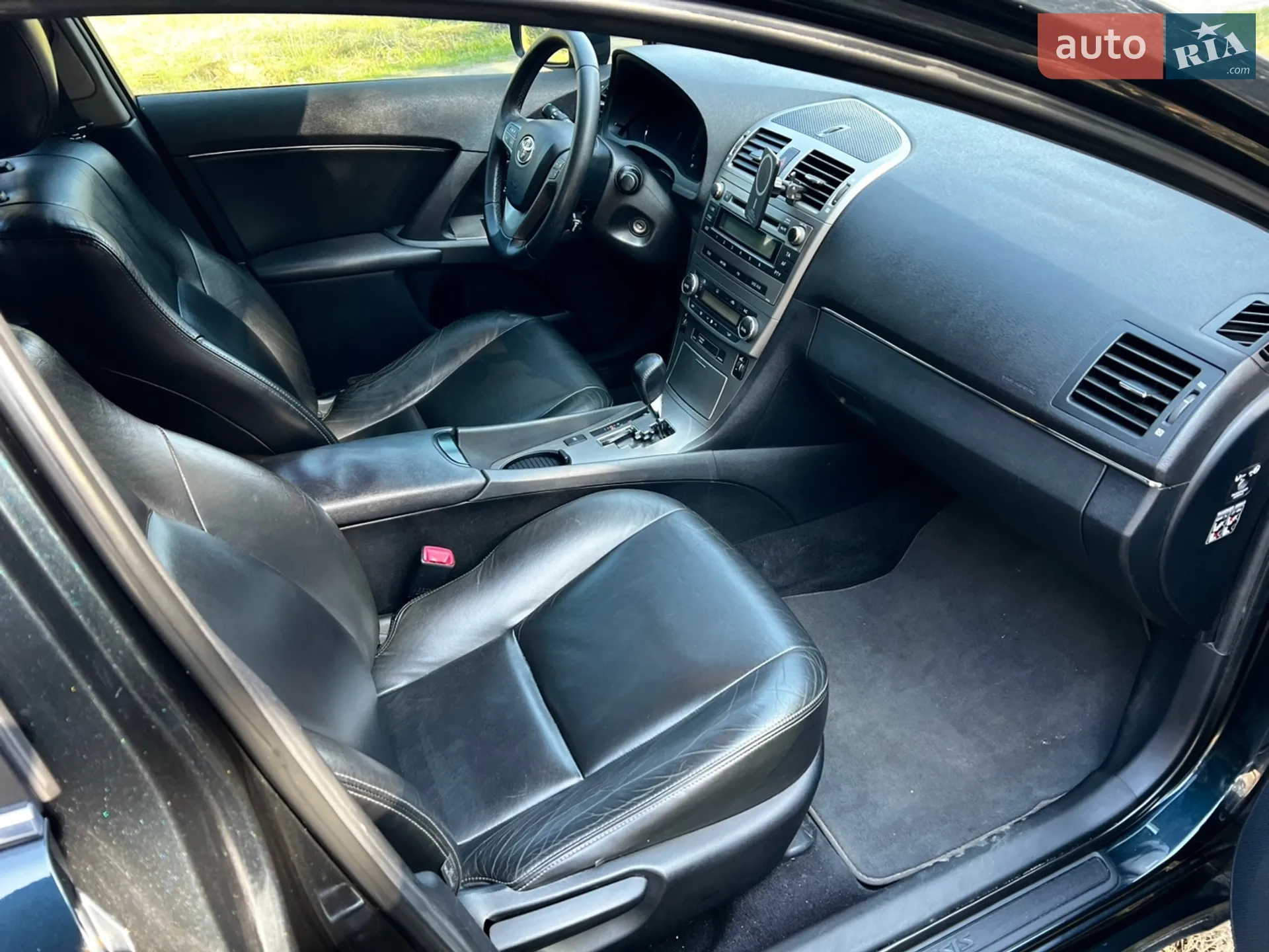 2011 Toyota Avensis - мініатюра 13