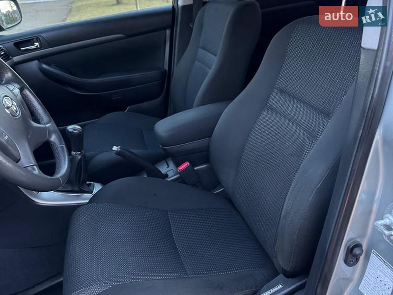 Универсал Toyota Avensis 2007 в Хмельницком