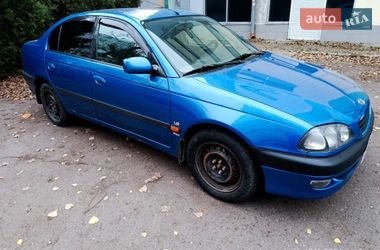 Седан Toyota Avensis 1999 в Одессе