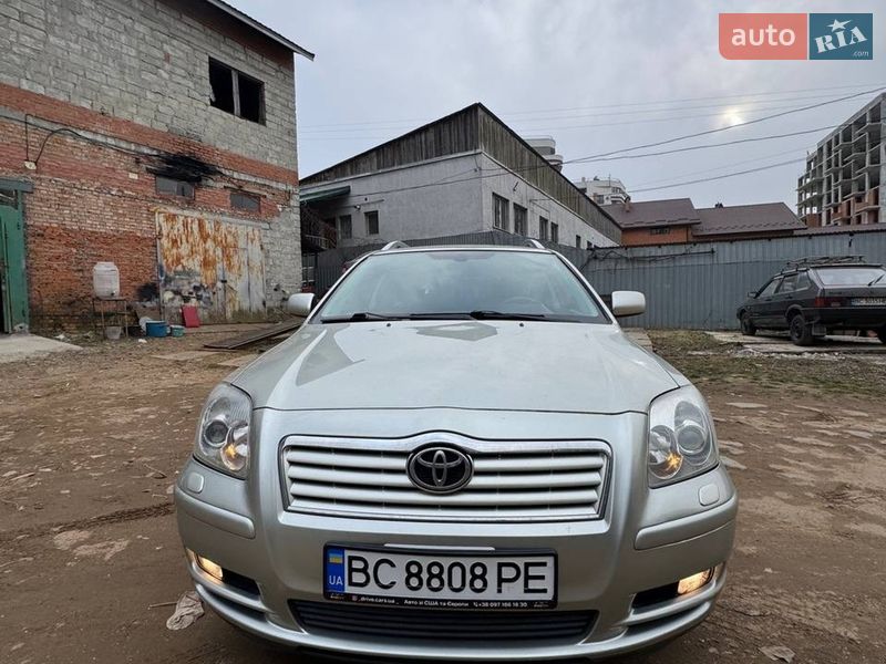 Toyota Avensis 2004