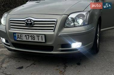 Універсал Toyota Avensis 2005 в Дніпрі