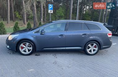 Універсал Toyota Avensis 2009 в Луцьку
