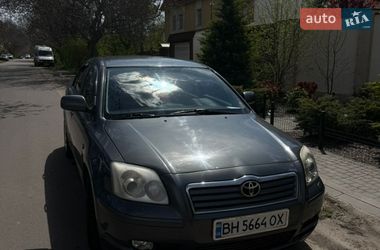 Седан Toyota Avensis 2003 в Одессе