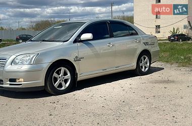 Седан Toyota Avensis 2004 в Бердичеві