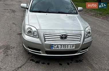 Лифтбек Toyota Avensis 2006 в Смеле