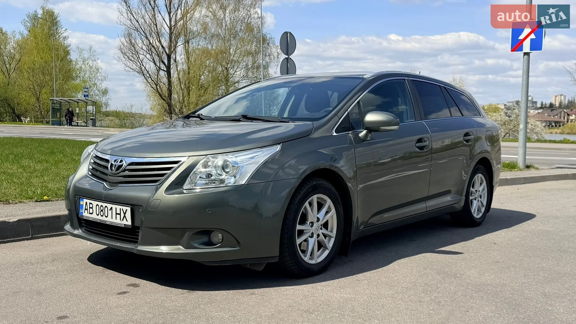 2011 Toyota Avensis - фото 1
