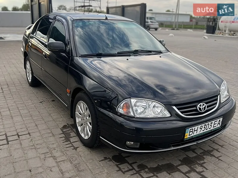 Toyota Avensis 2002