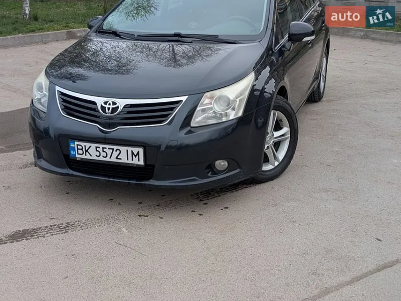 Toyota Avensis 2010