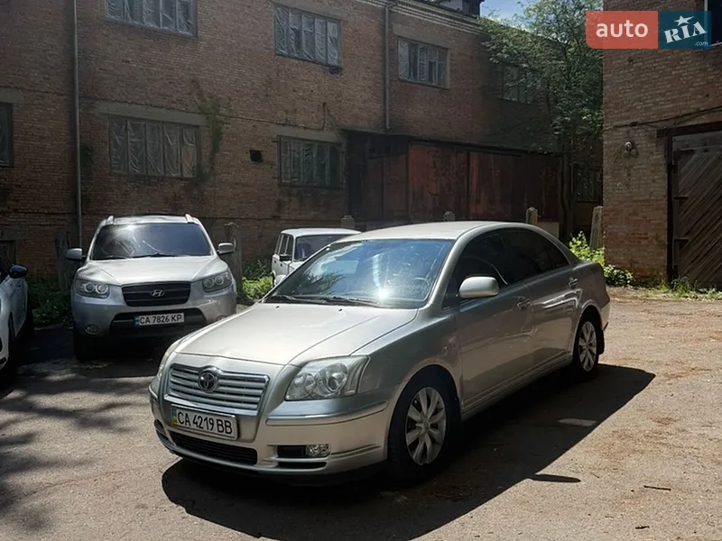 Toyota Avensis 2003 VIN SB1BR56LX0E026836 фото оголошення 6 з 42