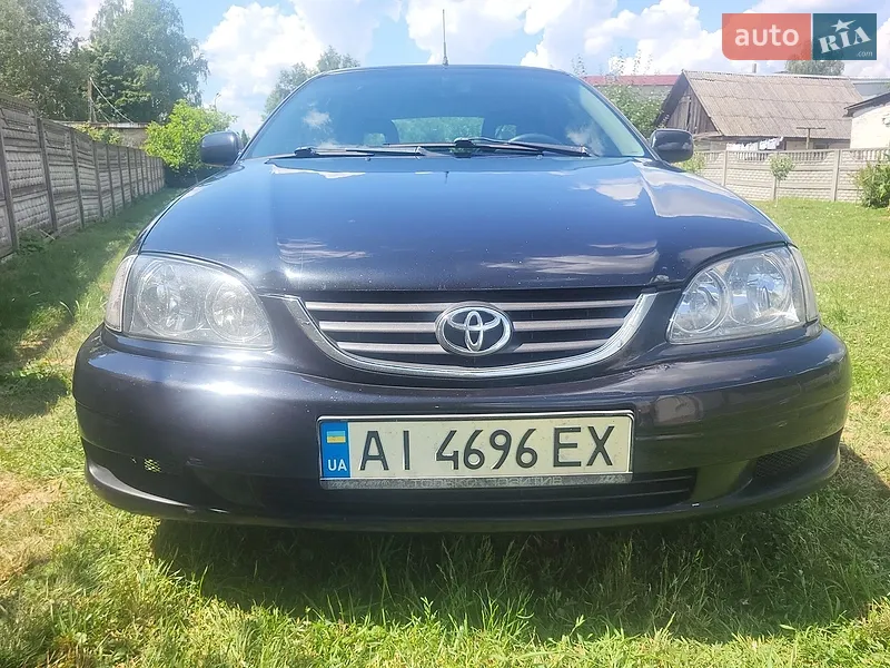 Toyota Avensis 2002