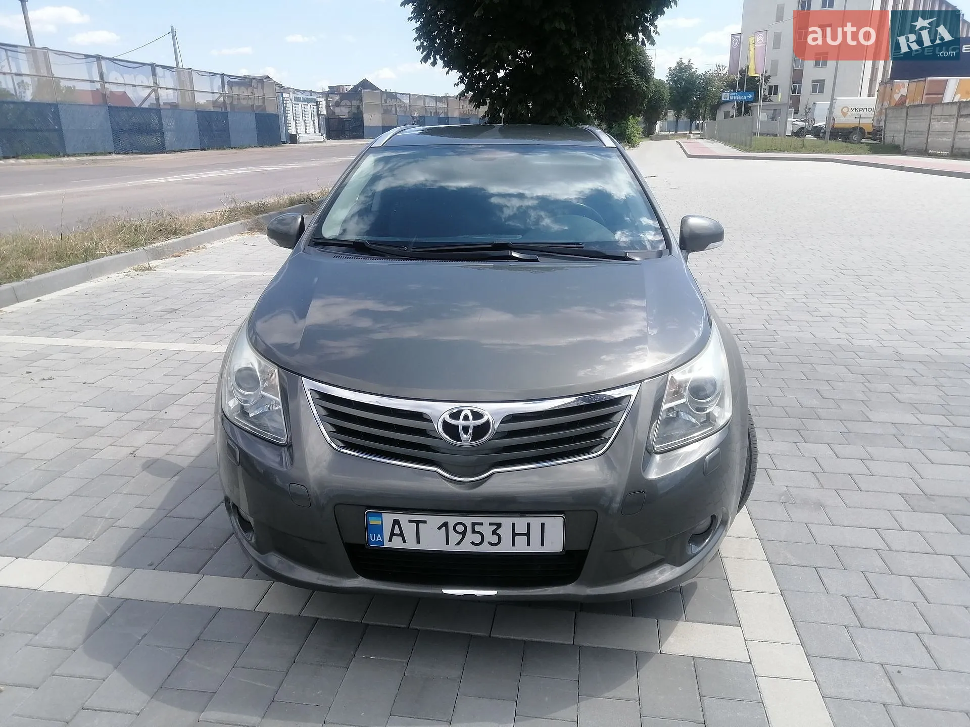 2010 Toyota Avensis - мініатюра 9