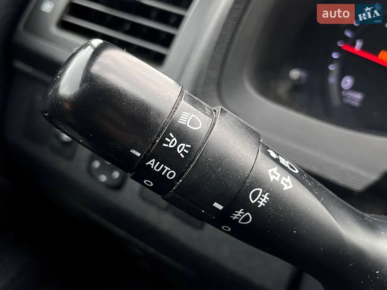 2015 Toyota Avensis - мініатюра 16