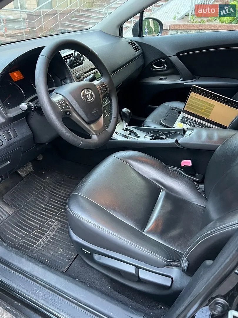 2011 Toyota Avensis - мініатюра 3